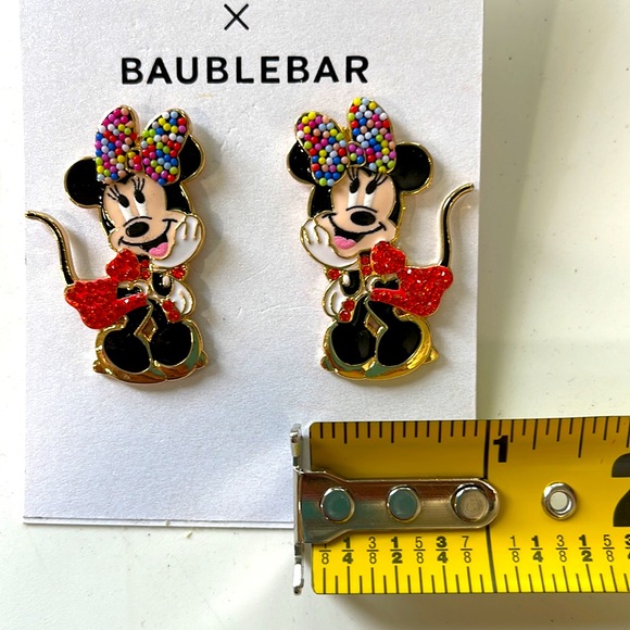 BNWT DISNEY X BAUBLEBAR MINNIE MOUSE GUM BALL BOW & CRYSTAL DRESS POST EARRINGS - Picture 6 of 6